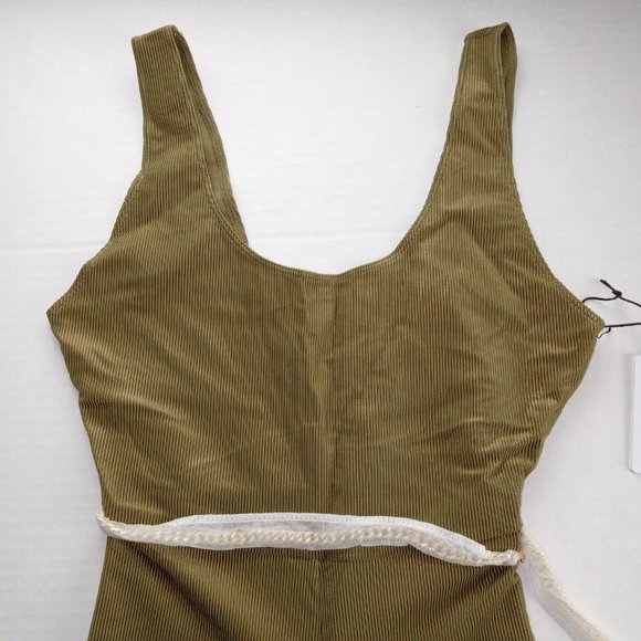 We Wore What Scoop Bodysuit Women's Size Small Green Ribbed Chain Belt Athletic - Picture 2 of 8
